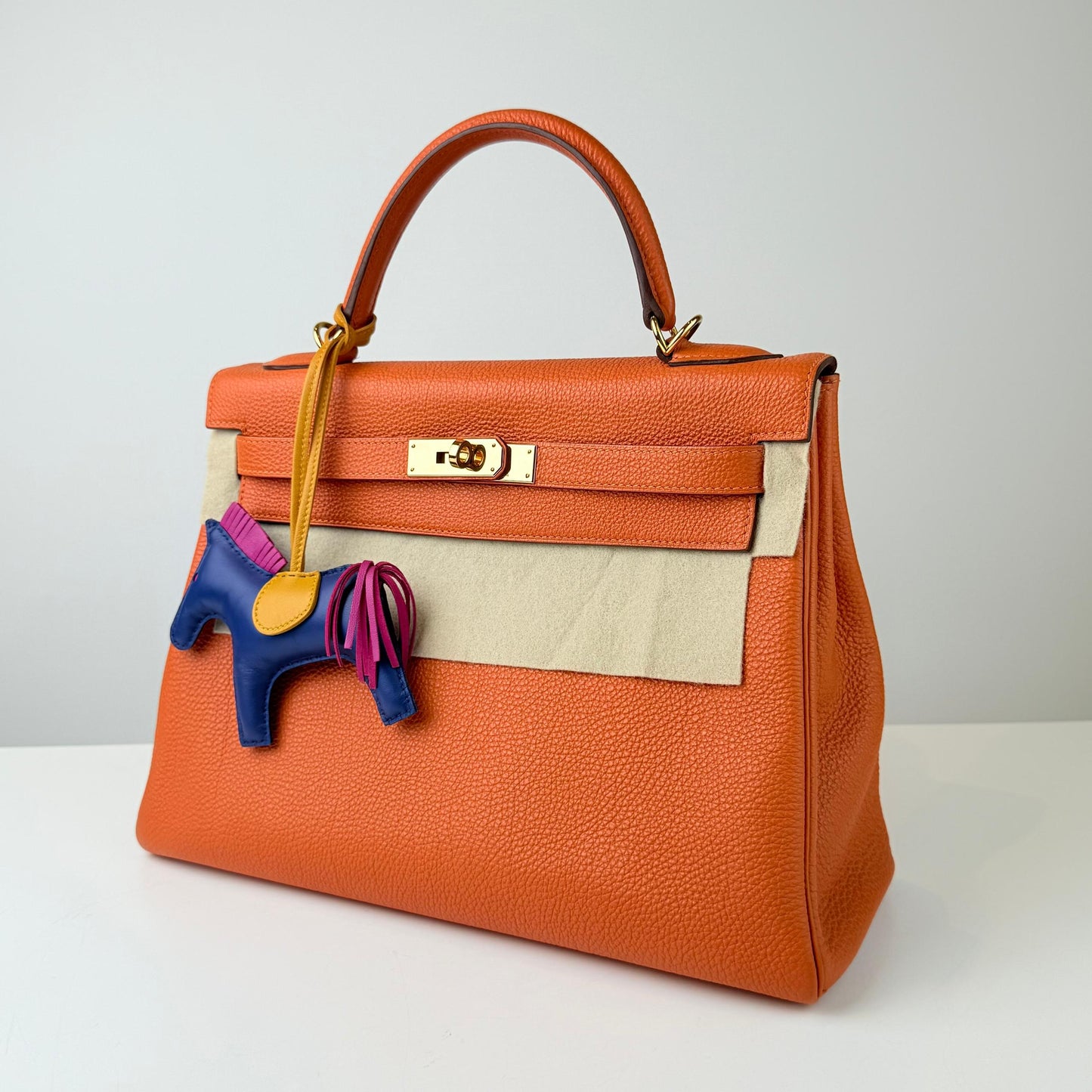 Hermes Kelly 32 Togo Orange Gold Hardware