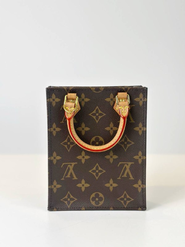 LOUIS VUITTON MONOGRAM PETIT SAC PLAT