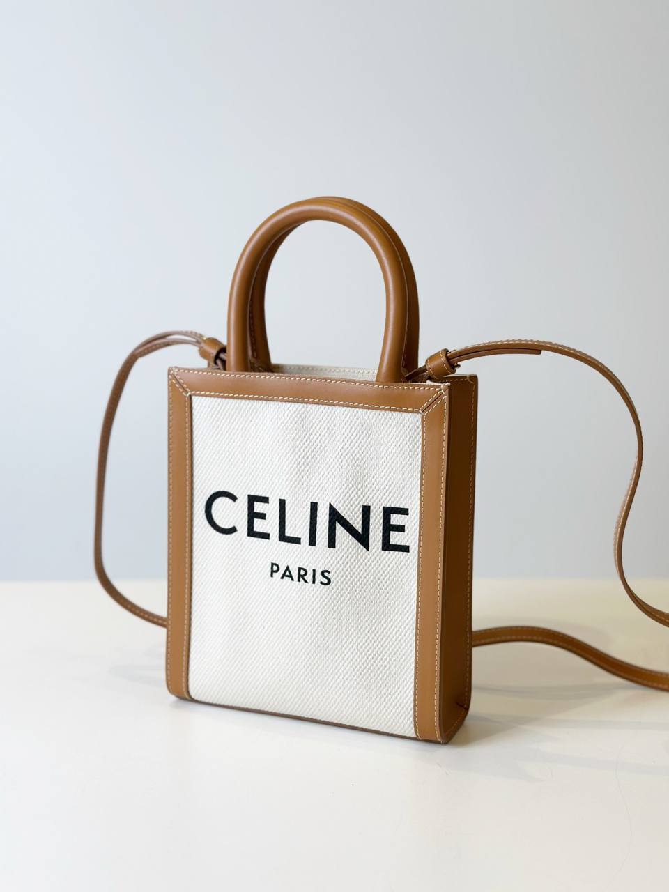 CELINE VERTICAL CABAS BAG