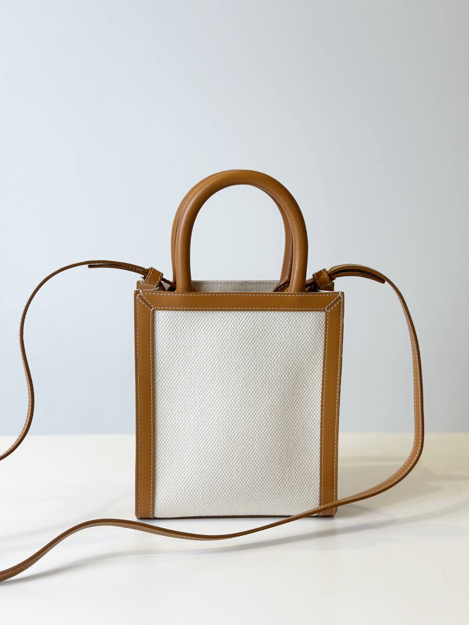 CELINE VERTICAL CABAS BAG