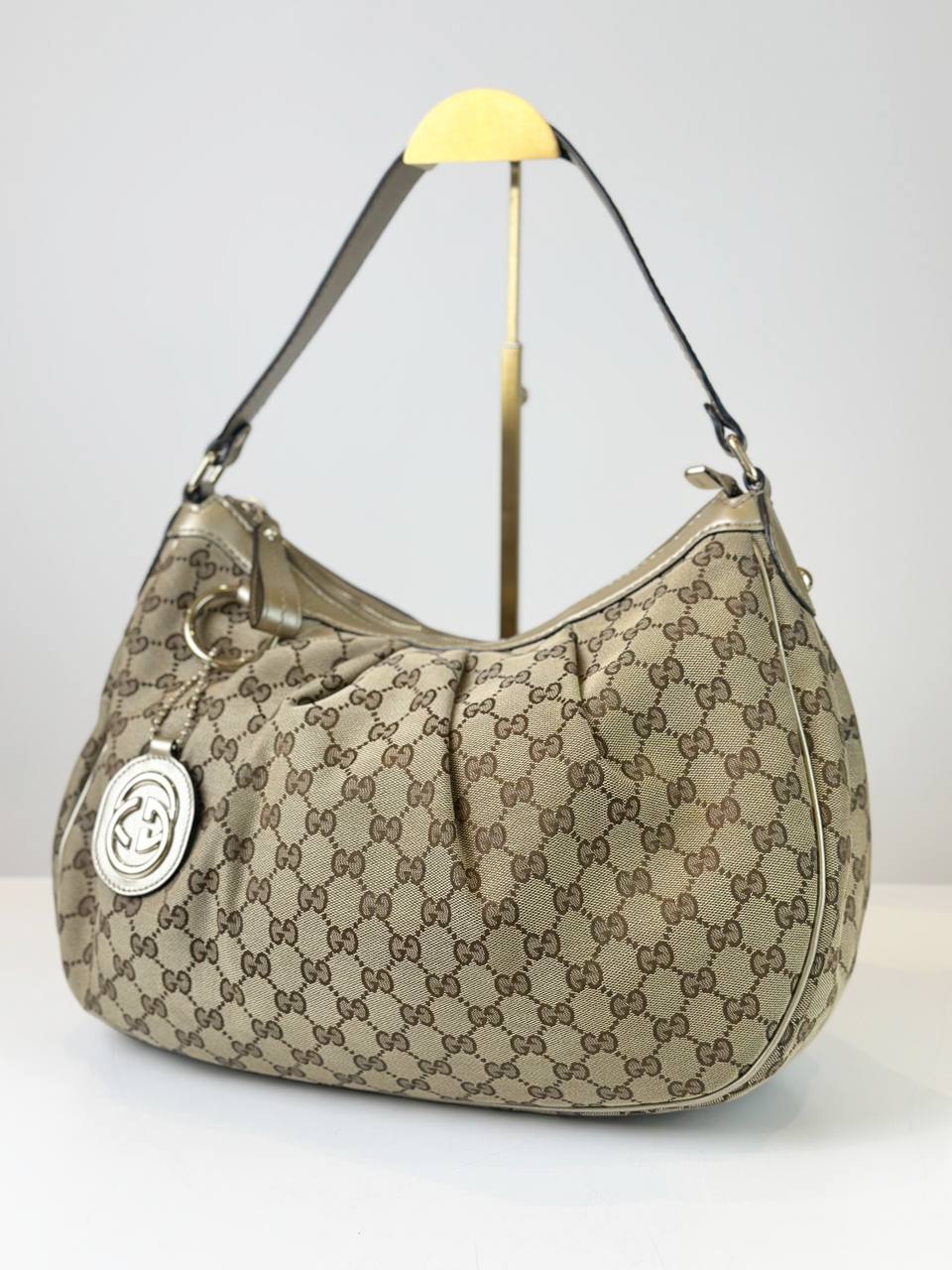 GUCCI SUKEY MEDIUM HOBO SHOULDER BAG