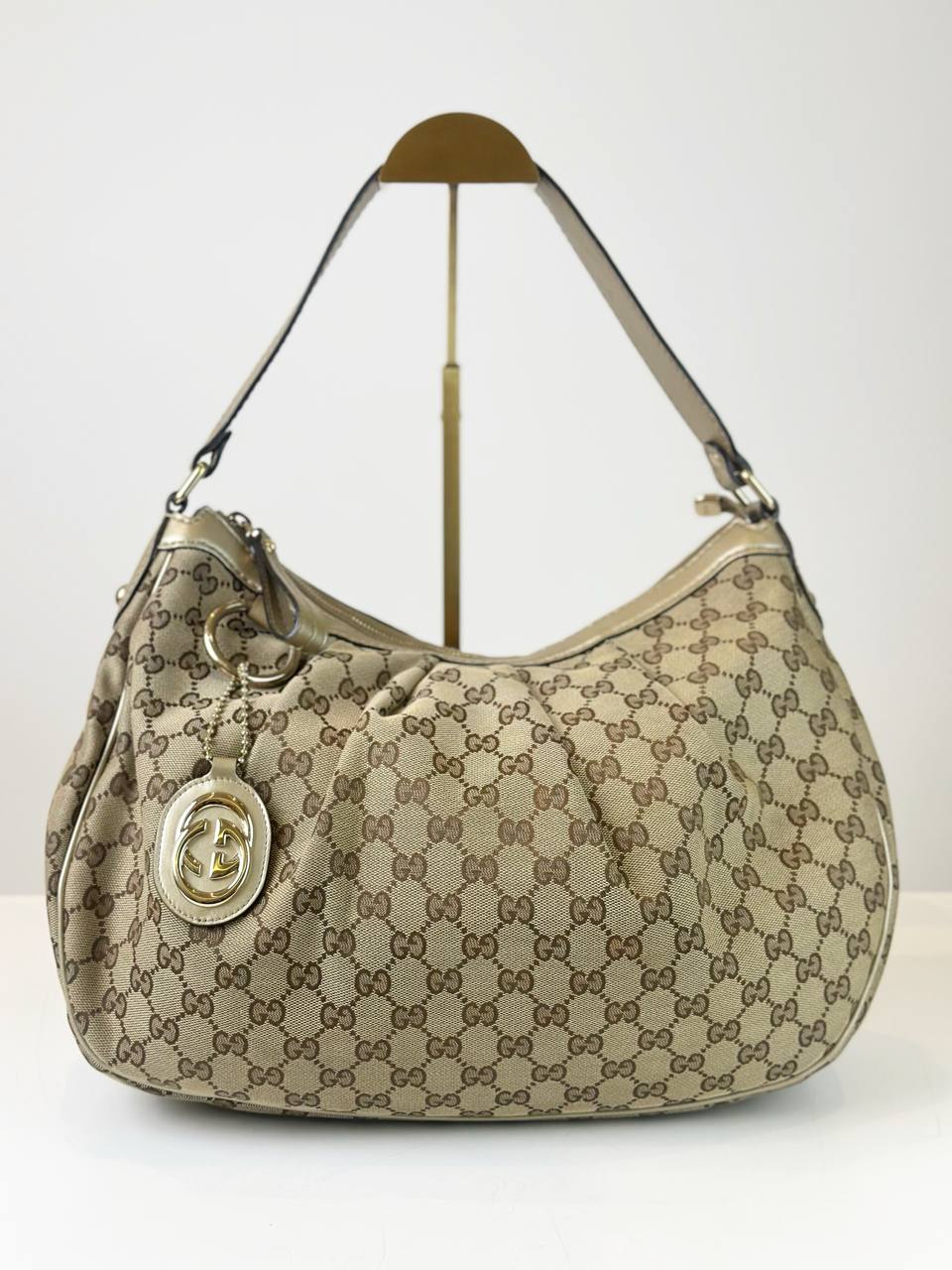 GUCCI SUKEY MEDIUM HOBO SHOULDER BAG