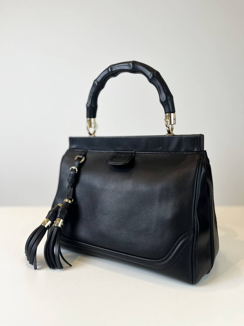 GUCCI LEATHER BOLD BAMBOO MEDIUM BLACK TOP HANDLE BAG