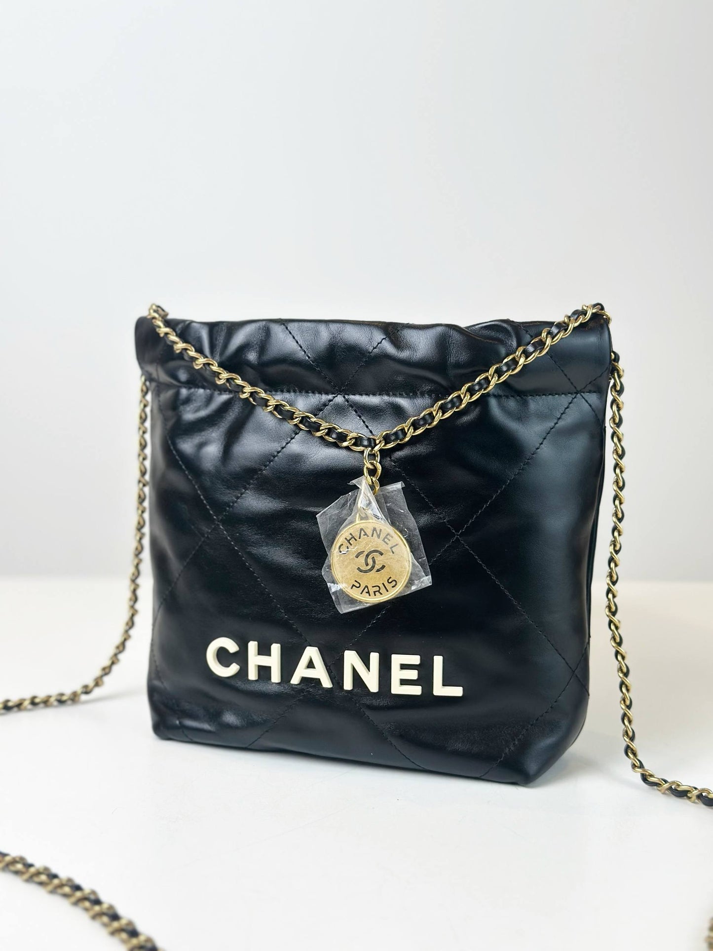 CHANEL 22 MINI BLACK SHOULDER BAG GHW
