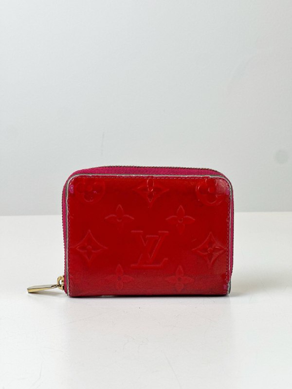 LOUIS VUITTON VERNIS RED ZIPPY COIN PURSE