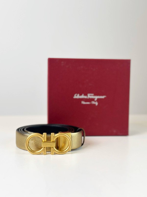 SALVATORE FERRAGAMO GOLD BELT FULL SET