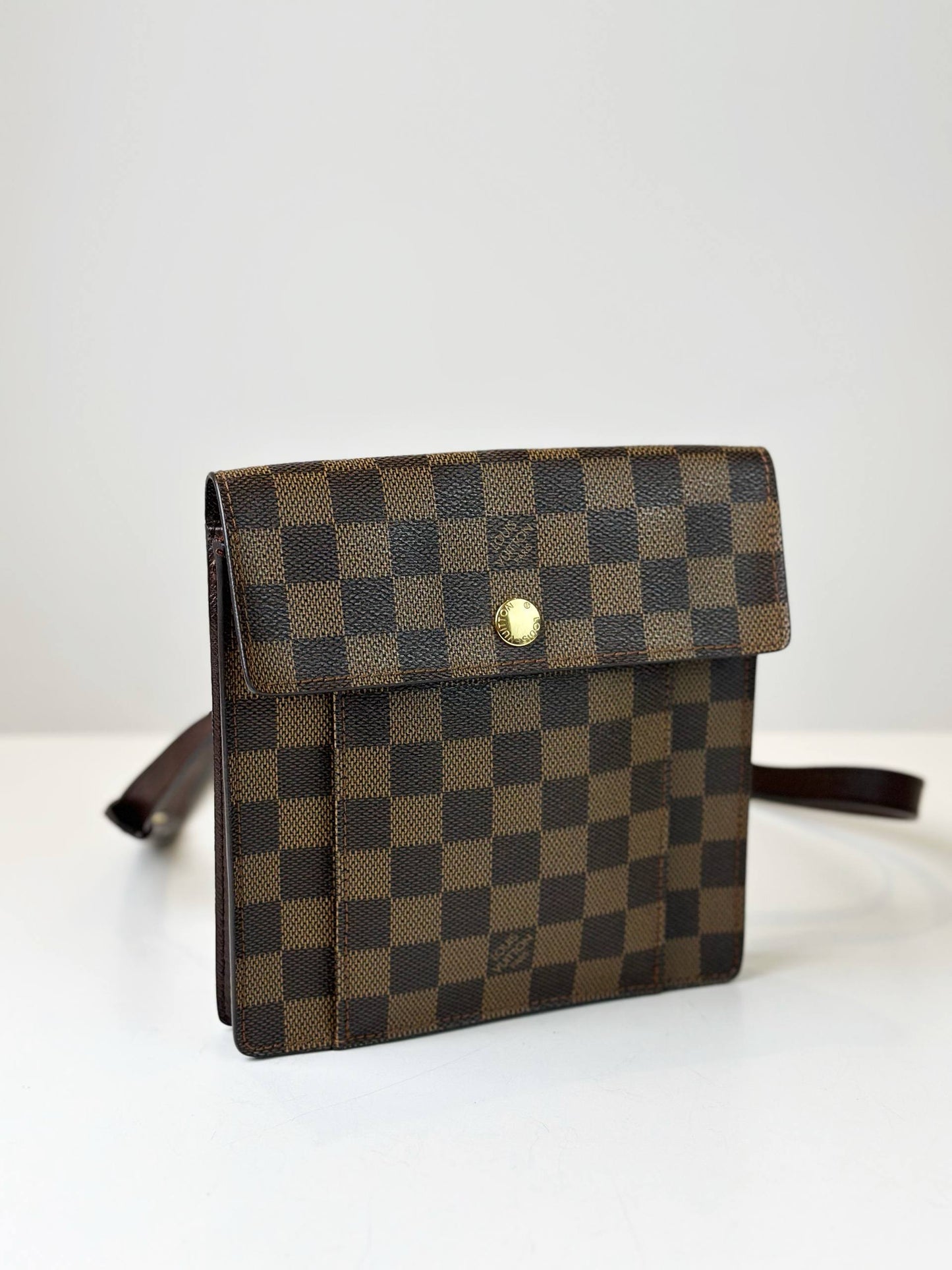 LOUIS VUITTON PIMLICO DAMIER EBENE CROSSBODY BAG