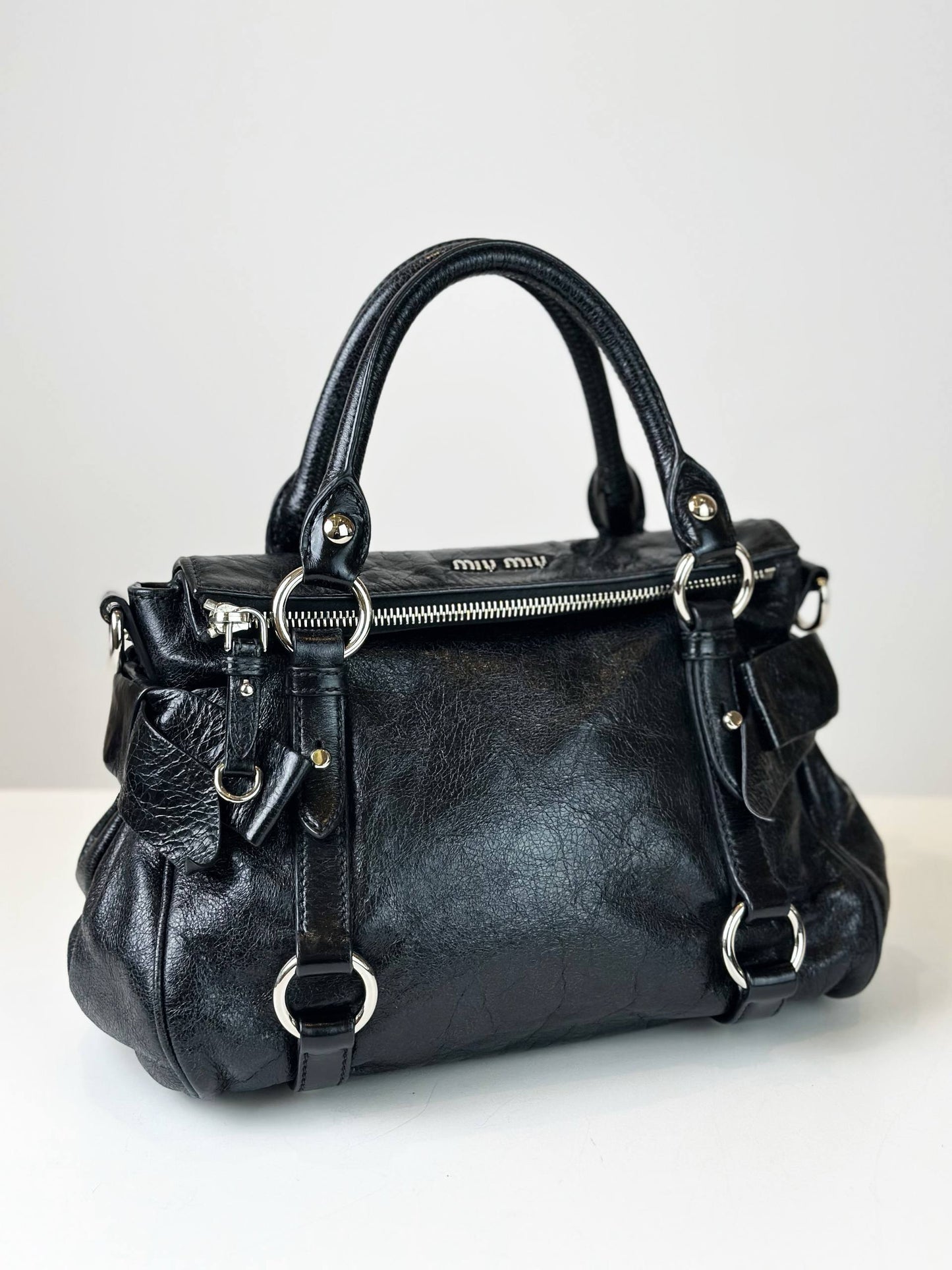 MIU MIU VITELLO LUX BOW MINI BLACK HANDBAG WITH STRAP