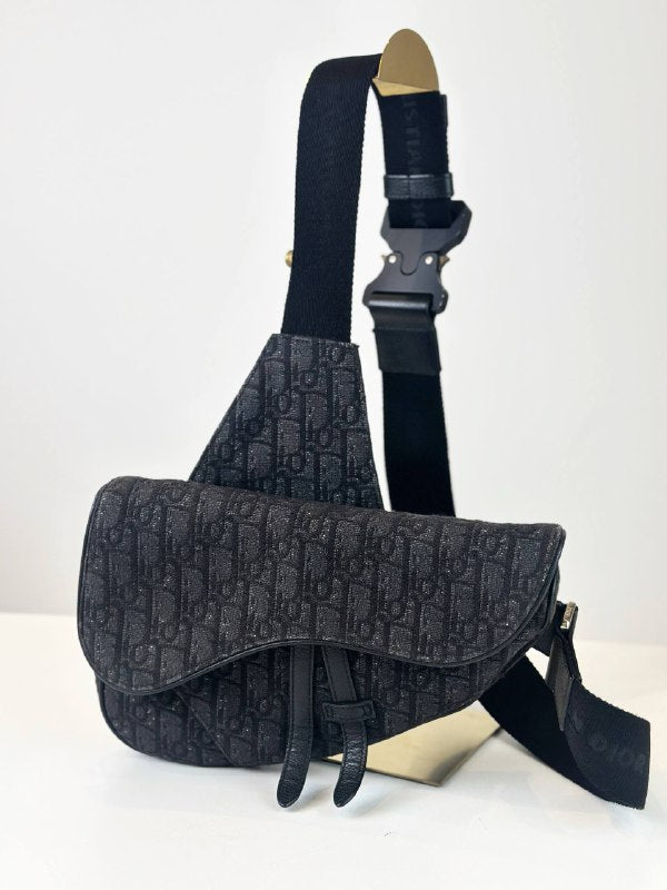 DIOR OBLIQUE JACQUARD BLACK SADDLE CROSSBODY BAG