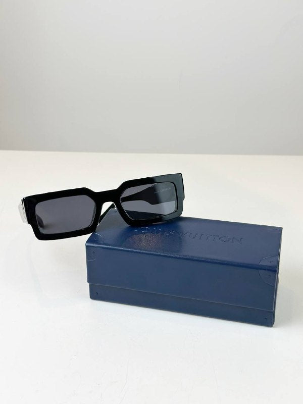 LOUIS VUITTON CLASH LOW SQUARE SUNGLASSES