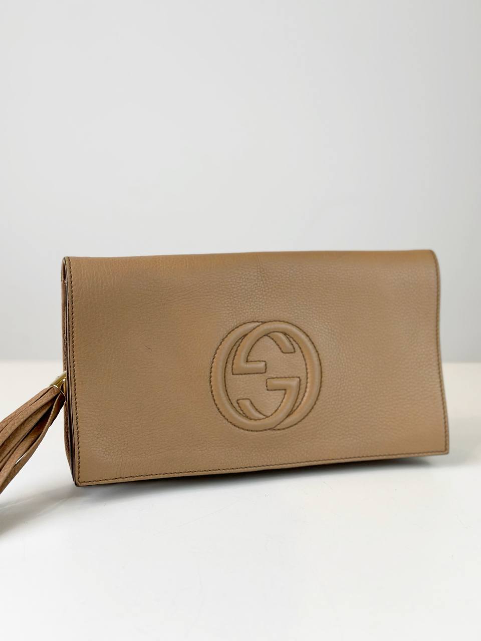 GUCCI POCHETTE SOHO BEIGE CLUTCH