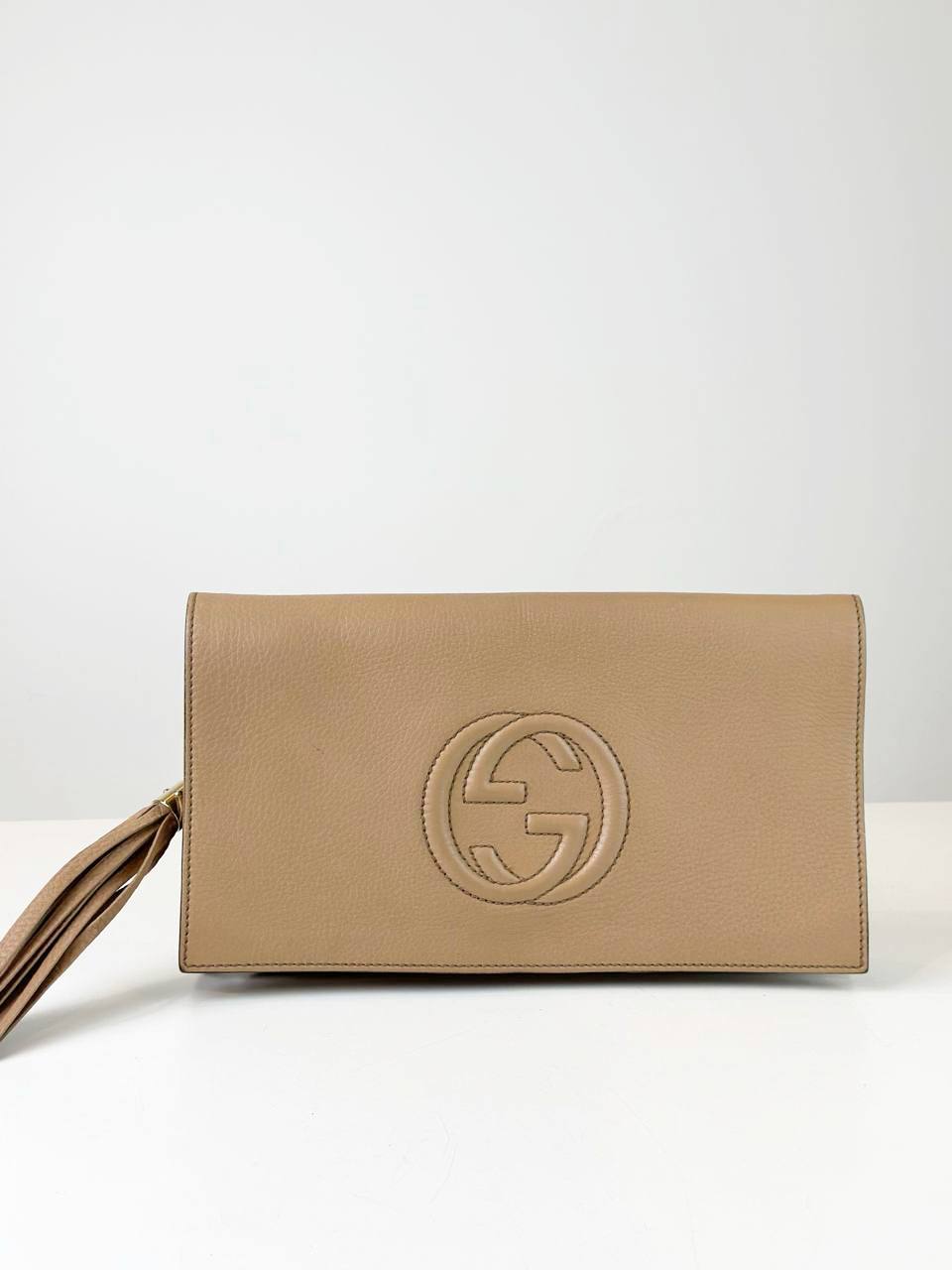 GUCCI POCHETTE SOHO BEIGE CLUTCH