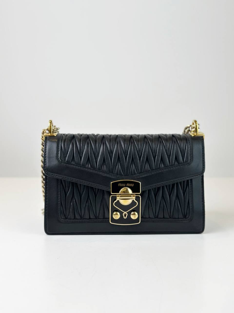 MIU MIU MATELASSE CHAIN LEATHER RED SHOULDER BAG