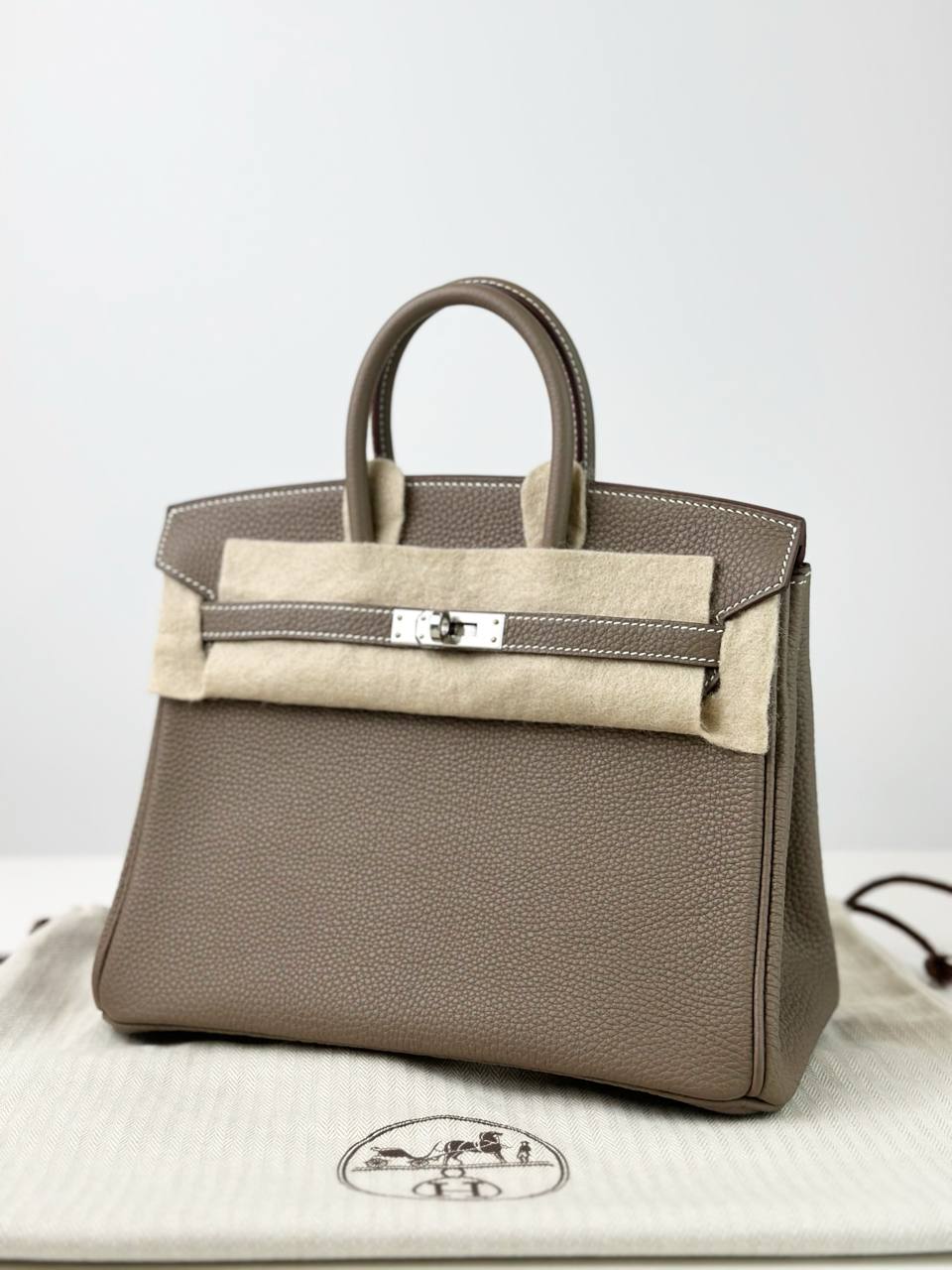 HERMES BIRKIN 25 ETOUPE HANDBAG