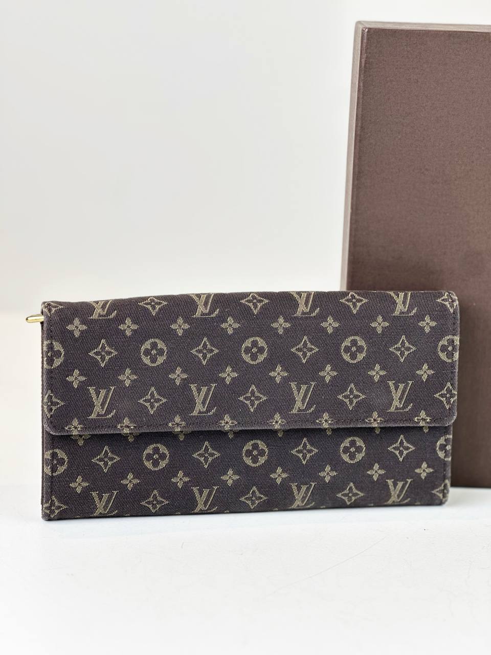 LOUIS VUITTON MINI LIN SARAH WALLET