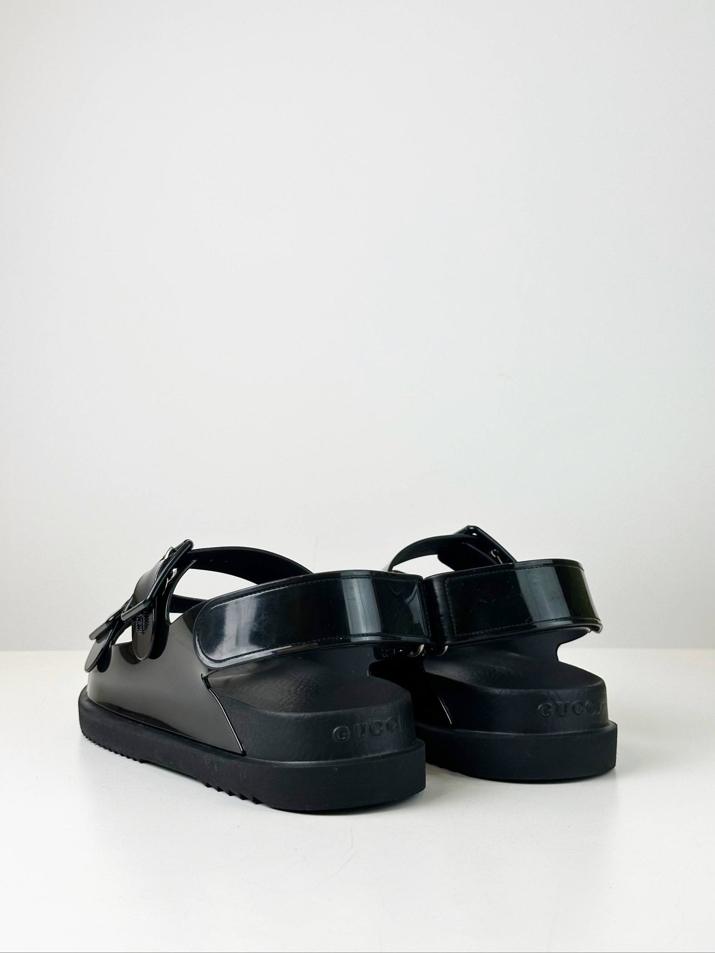 GUCCI BLACK RUBBER DOUBLE G DAD SANDALS