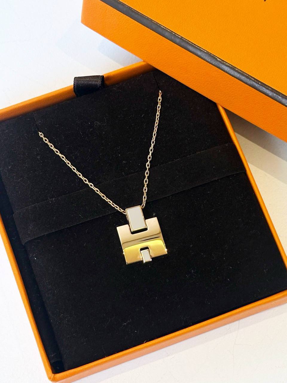 HERMES EILEEN H NECKLACE