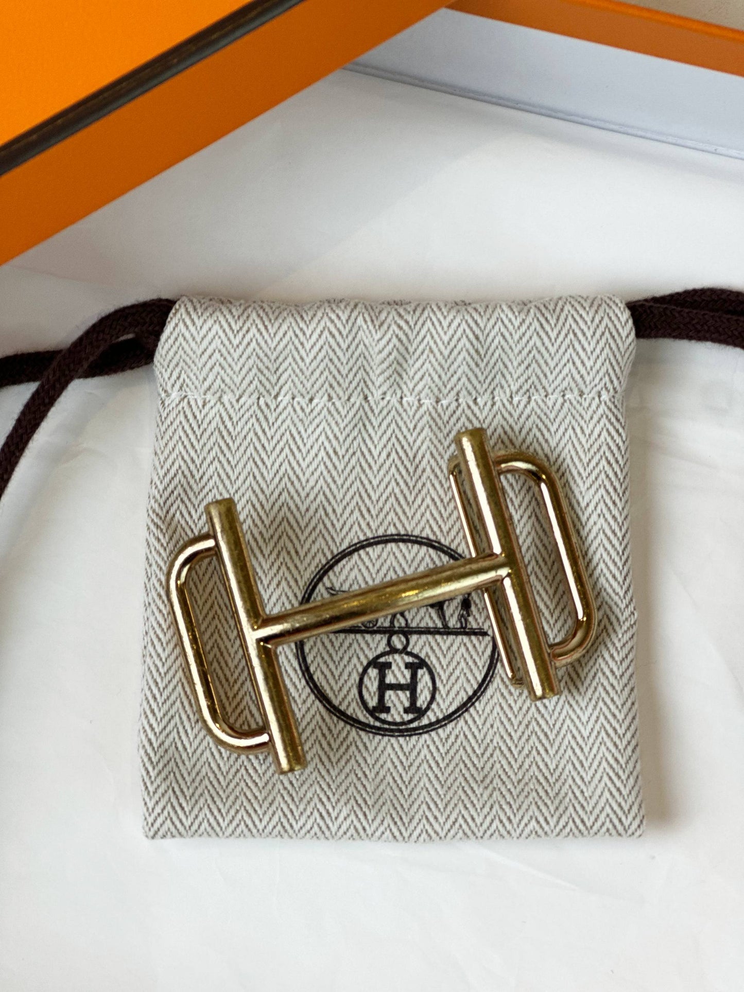 HERMES ROYAL BELT BUCKLE PRICE: RM BRAND: HERMES CONDITION: 80% COMES WITH: BOX