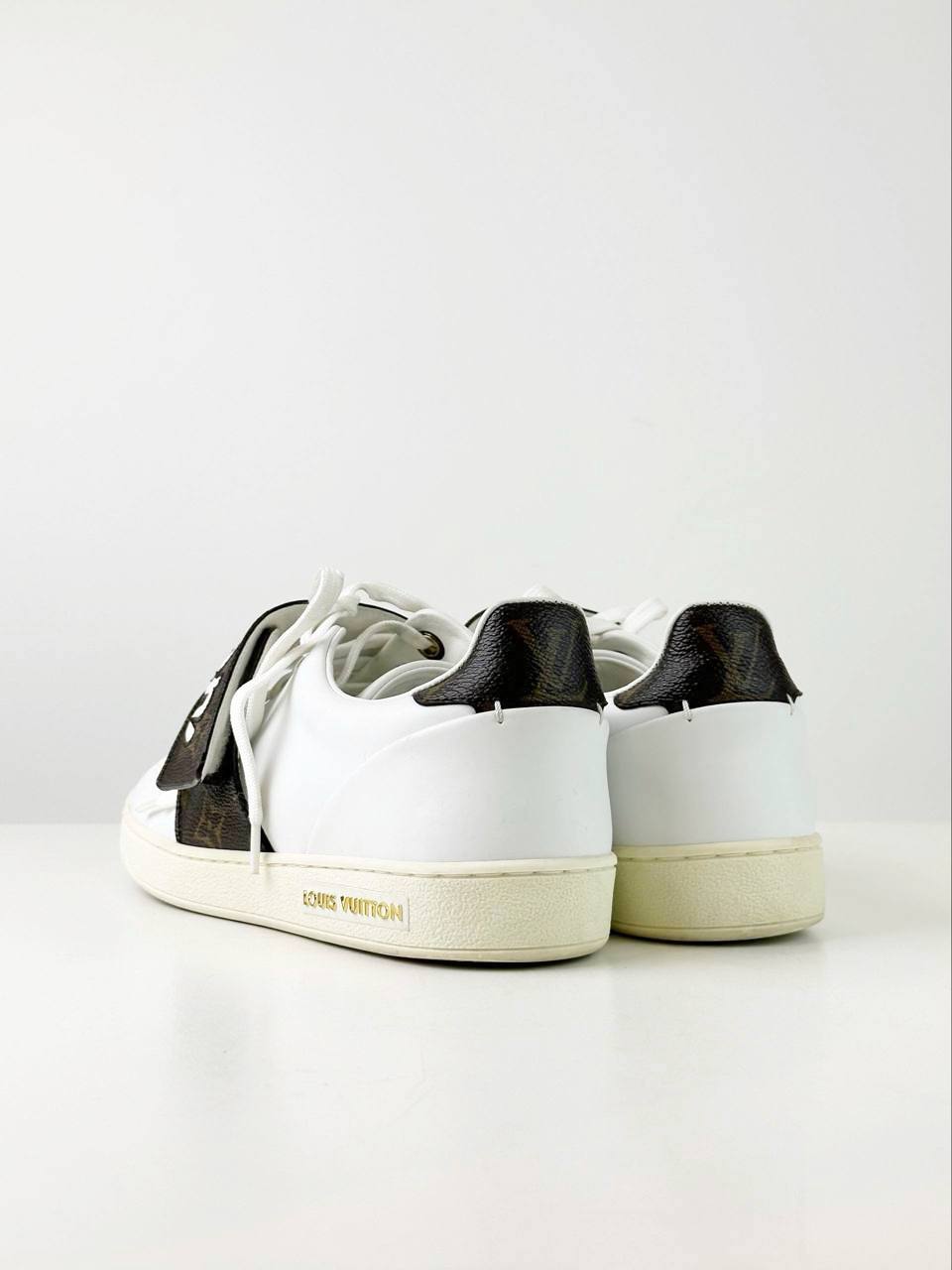 LOUIS VUITTON FRONTROW WHITE MONOGRAM SNEAKERS