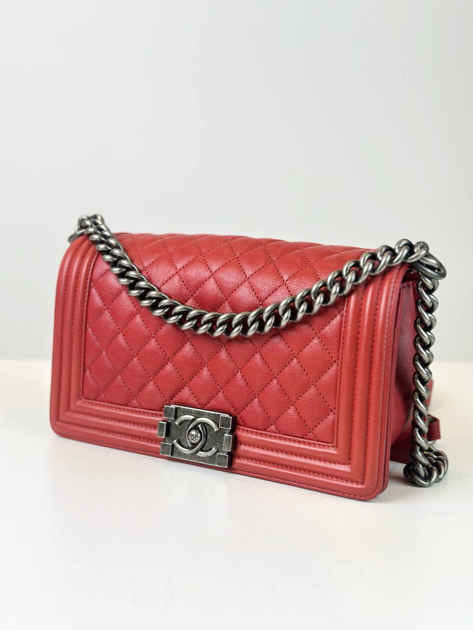 CHANEL LE BOY MEDIUM FLAP RED SHOULDER BAG
