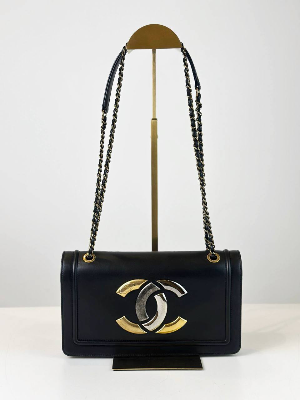 CHANEL CC ANTICO FLAP BLACK SHOULDER BAG