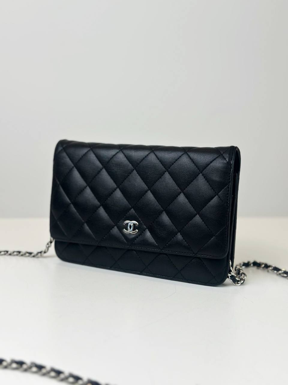 CHANEL CLASSIC BLACK WALLET ON CHAIN SHW