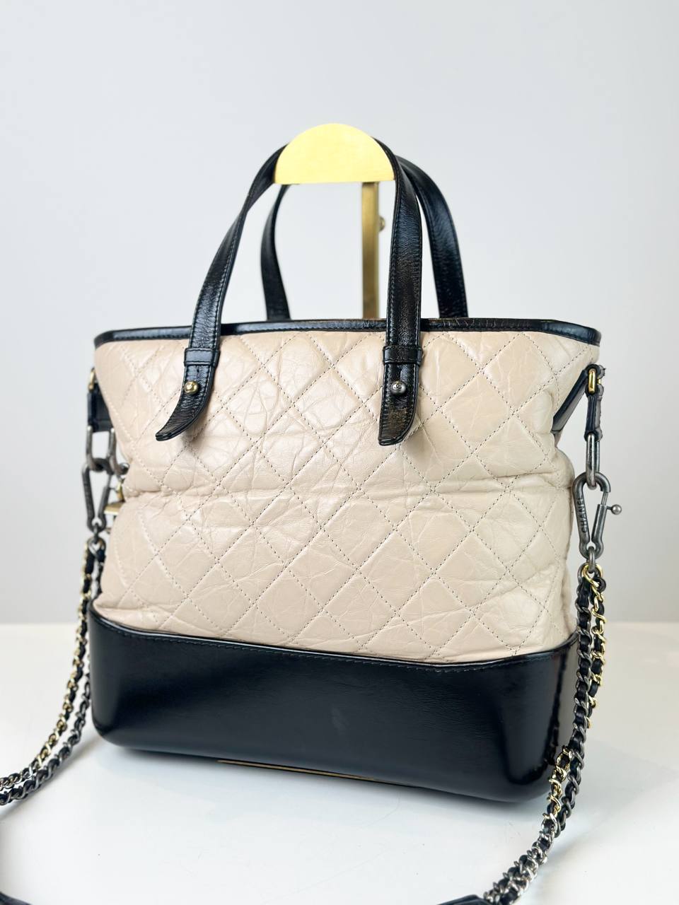 CHANEL GABRIELLE SHOPPING MEDIUM TOTE BAG
