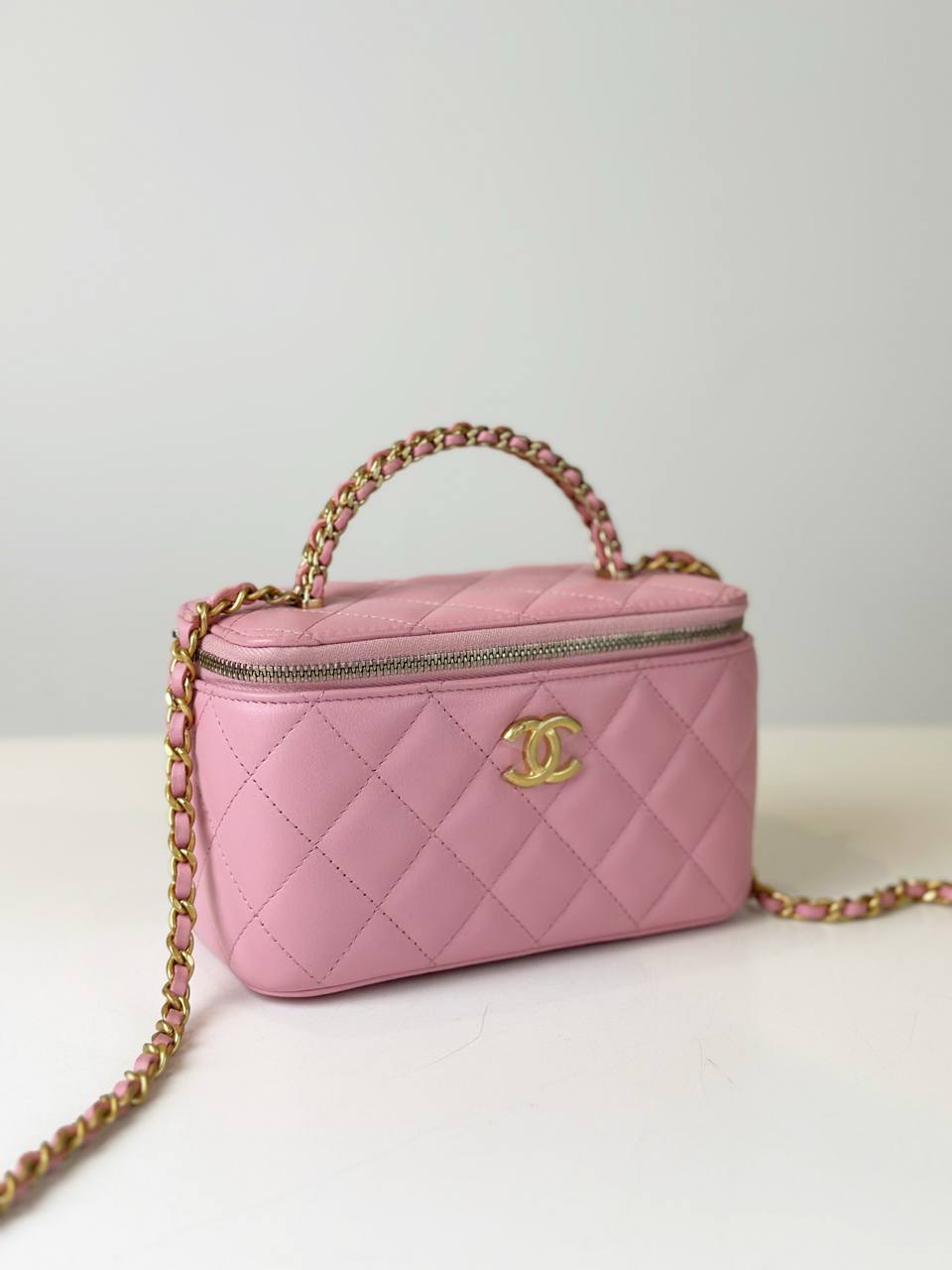 CHANEL CAVIAR PINK VANITY BAG GHW