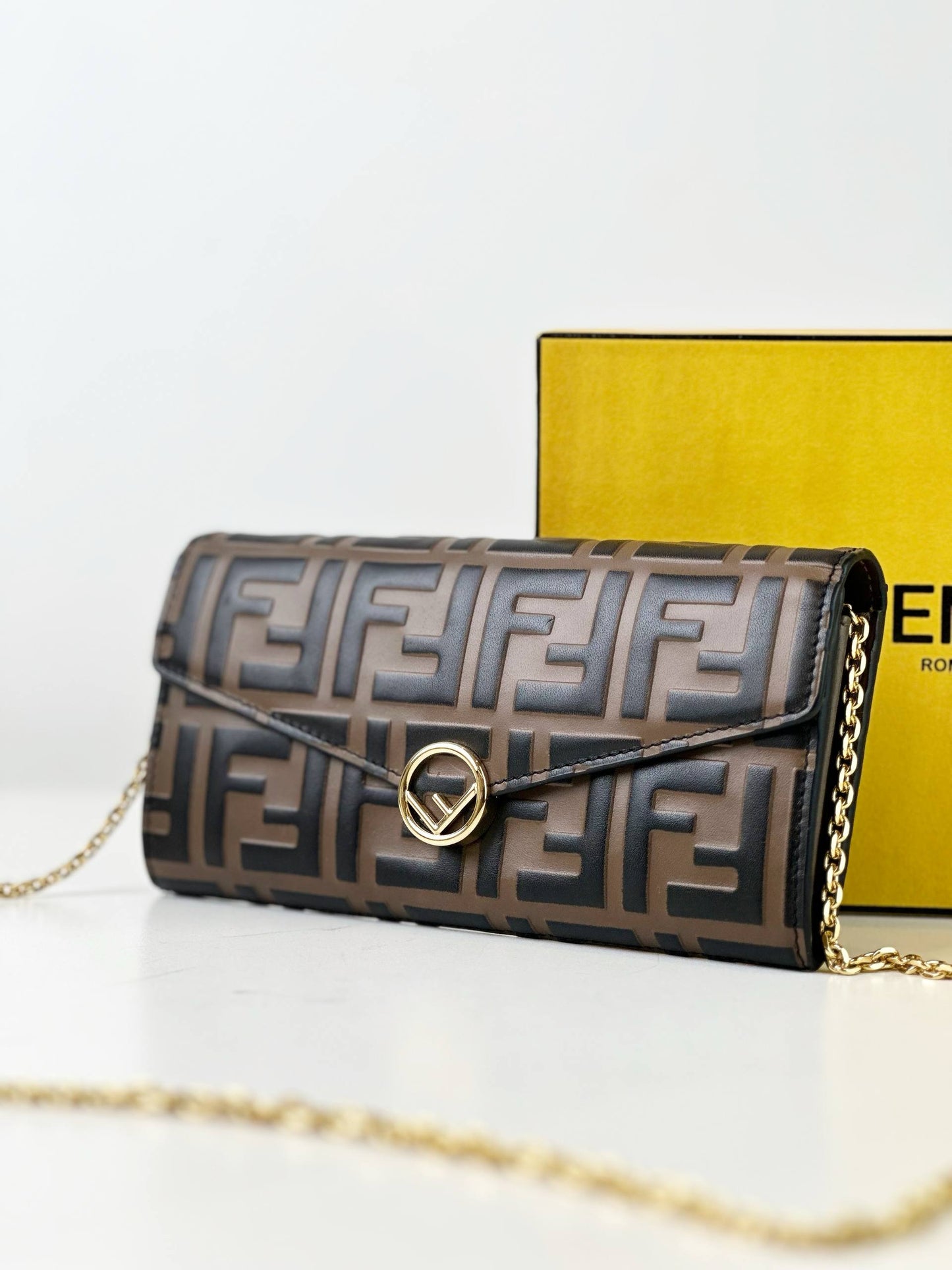 FENDI FF WALLET ON CHAIN