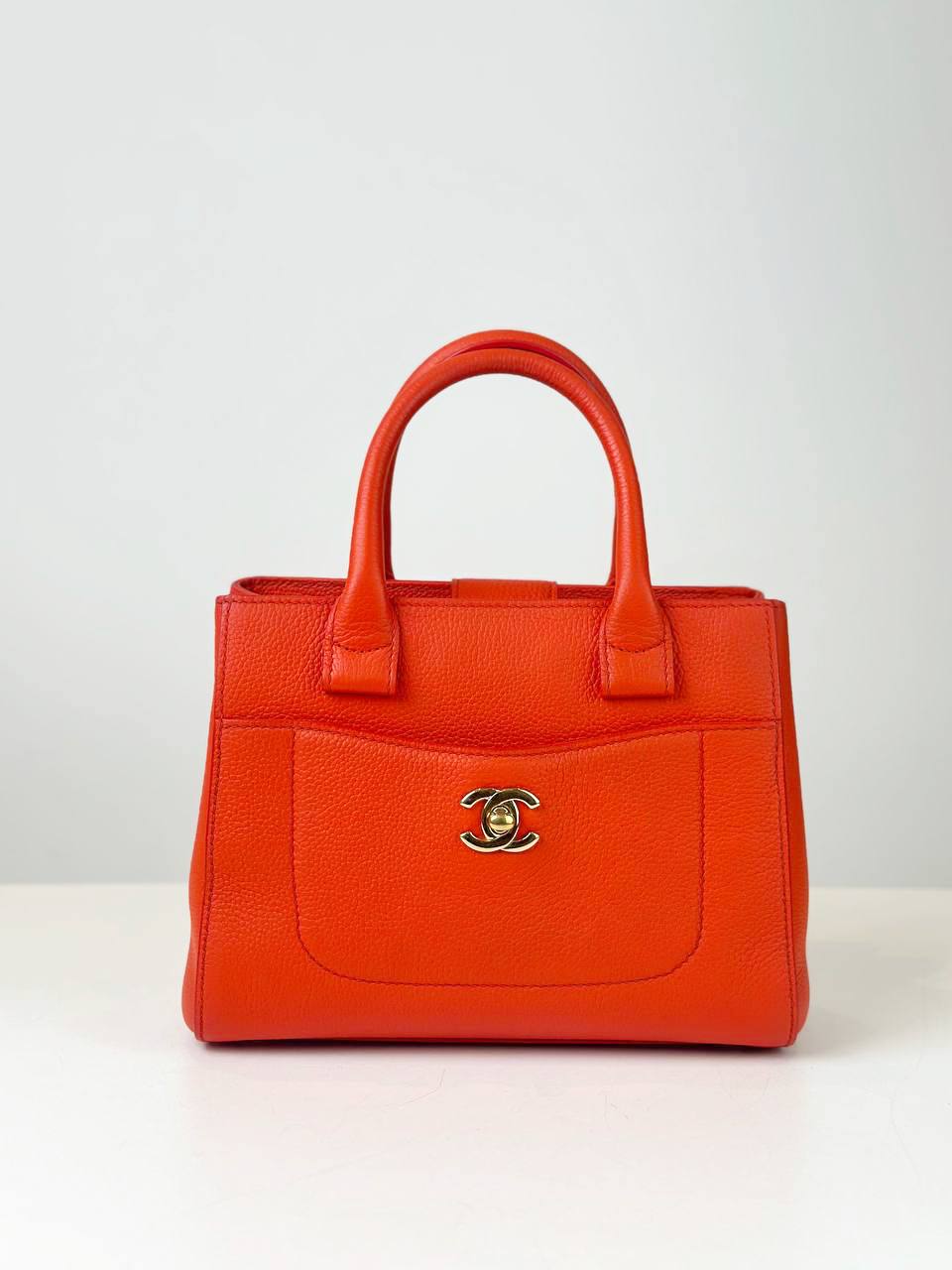 CHANEL NEO EXCECUTIVE SHOPPER TOTE MINI RED TOP HANDLE BAG WITH STRAP