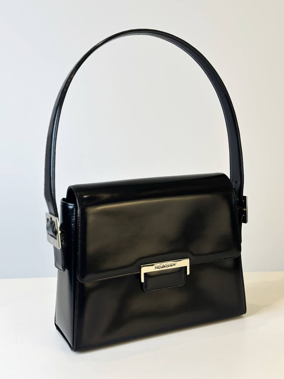 YSL BLACK PATENT LEATHER SHOULDER BAG