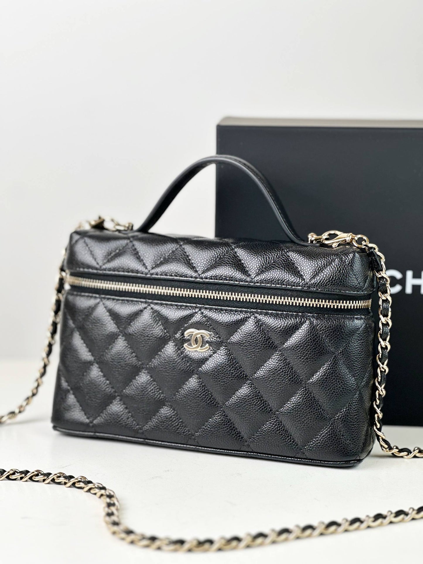 CHANEL LP CAVIAR QUILTED BLACK VANITY BAG PRICE: RM 14,000
