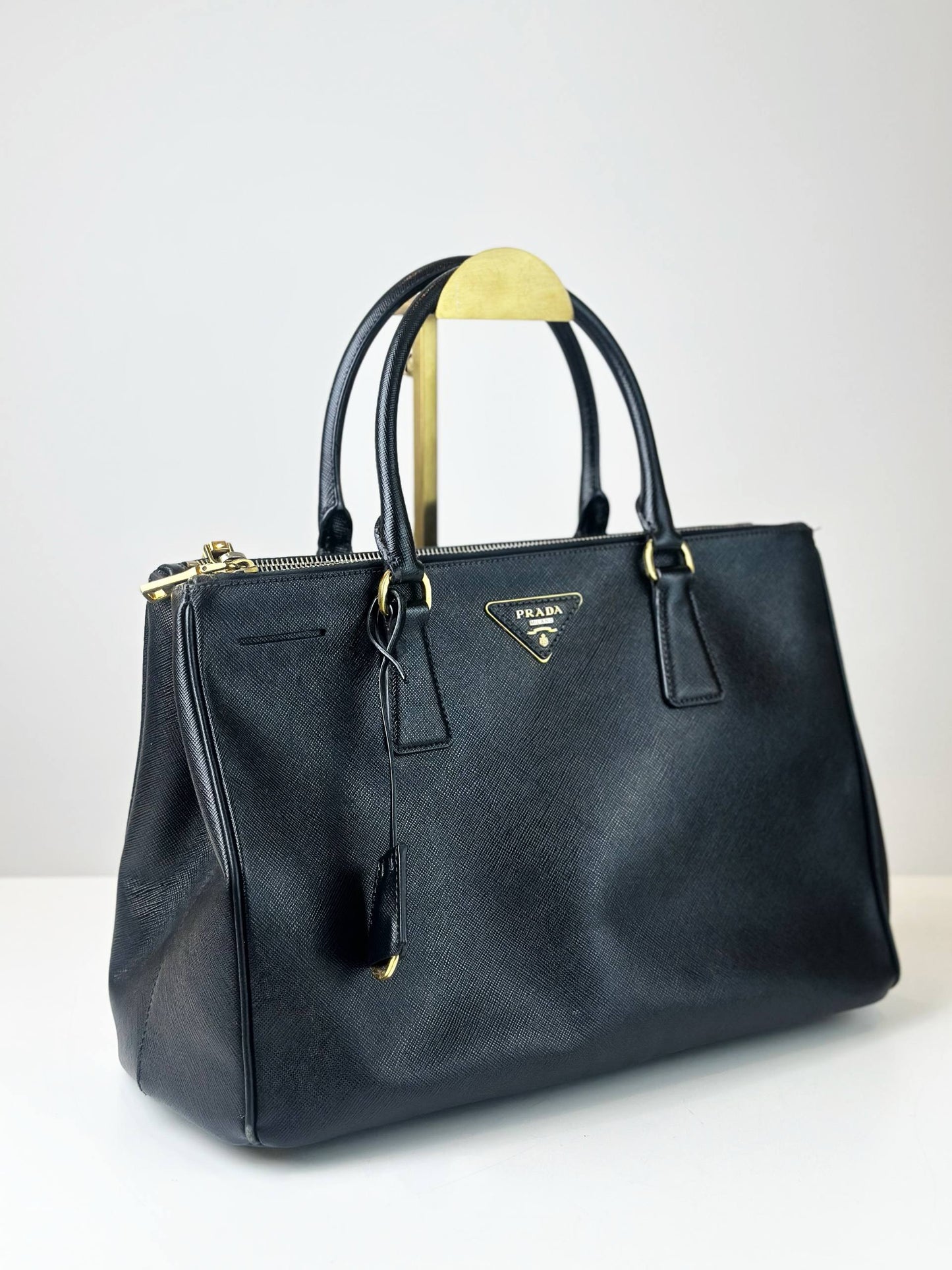 PRADA GALLERIA SAFFIANO LEATHER LARGE BLACK TOP HANDLE BAG