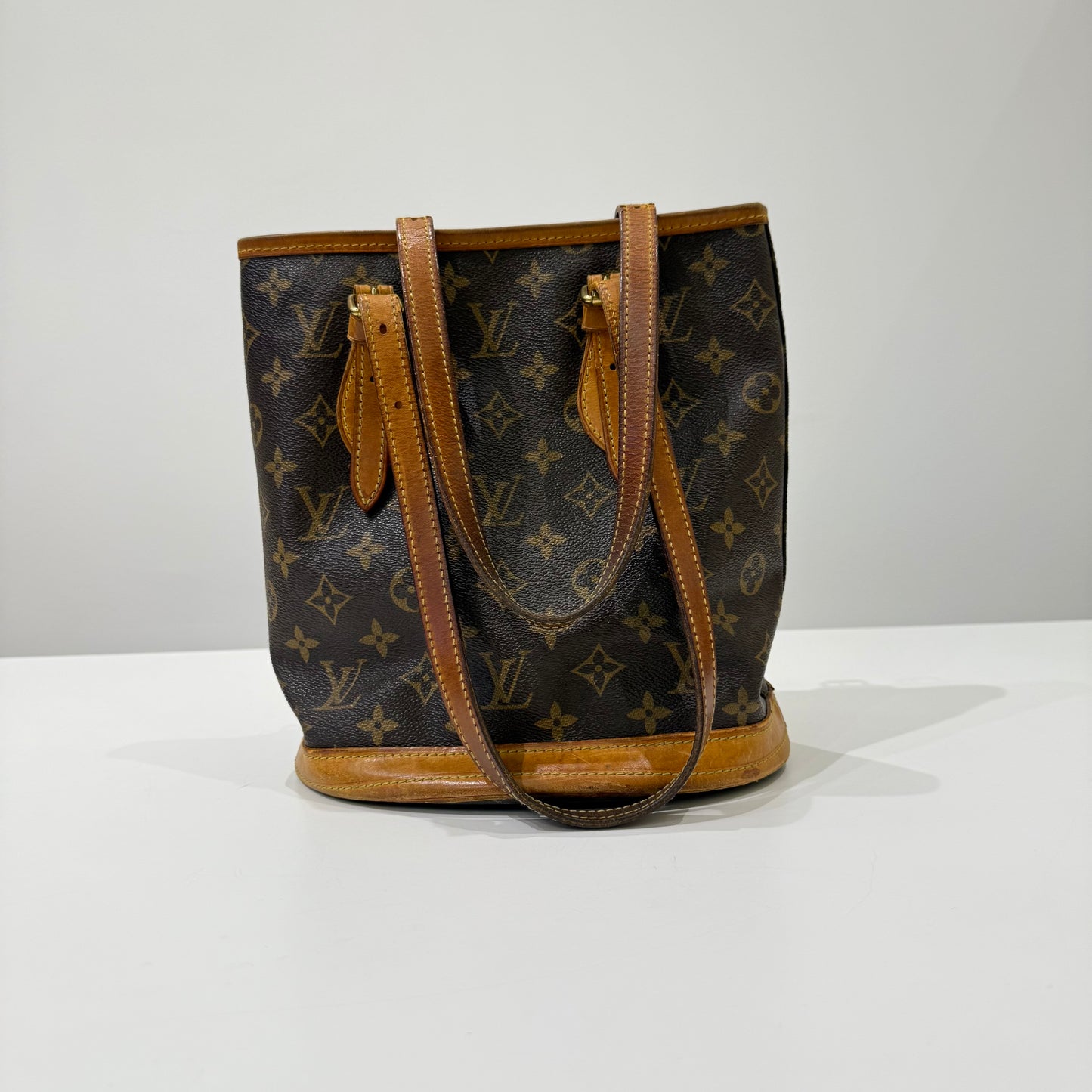 LV monogram vintage bucket small size
