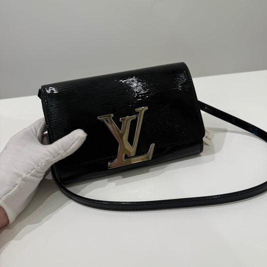 LV Black Epi Patent Leather Portable Bag