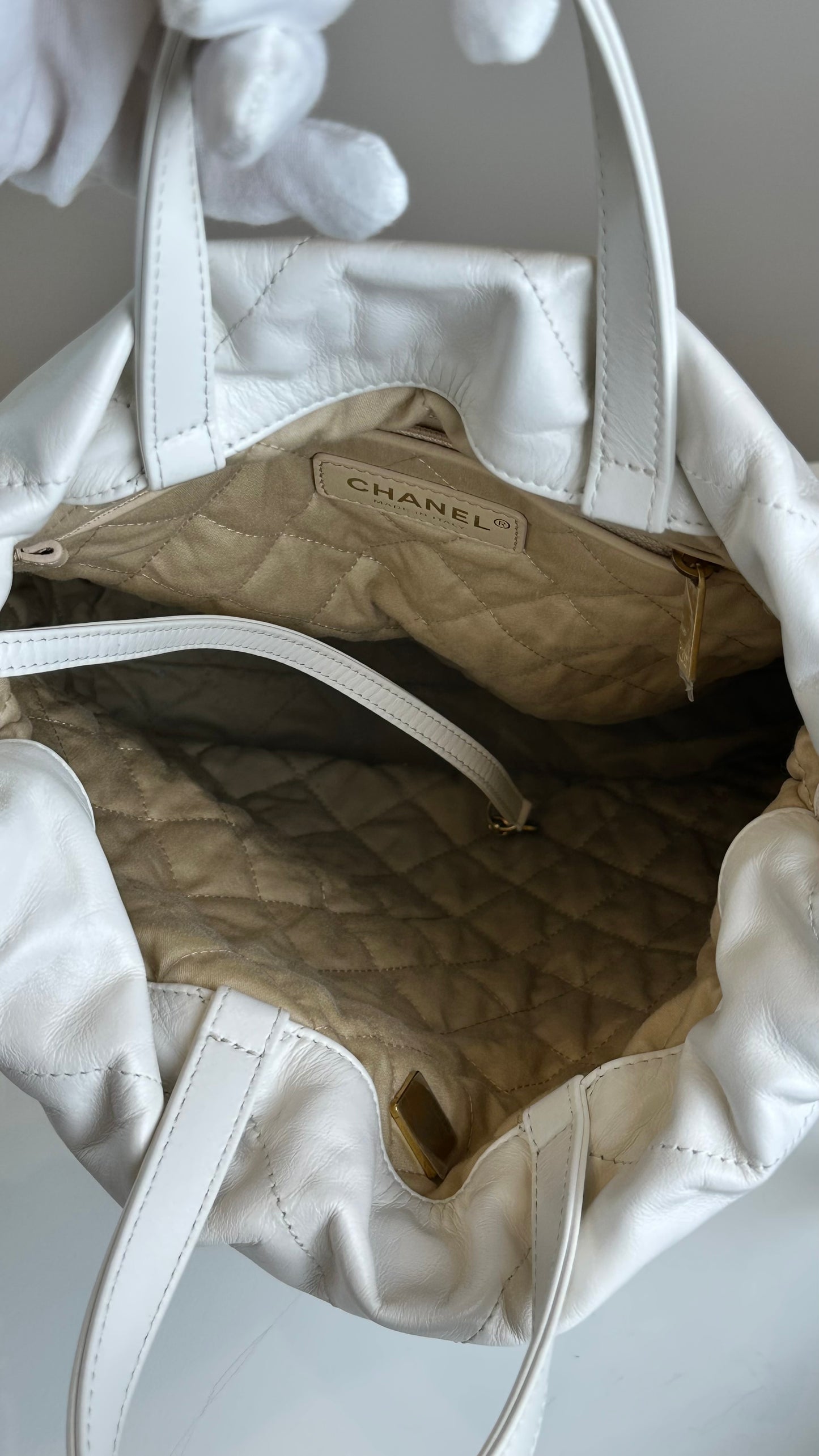 Chanel White & Gold 22 Bag Small Size with chip