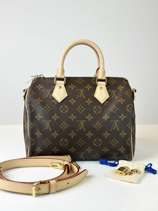 LOUIS VUITTON SPEEDY BANDOULIERE 25 MONOGRAM TOP HANDLE BAG WITH STRAP