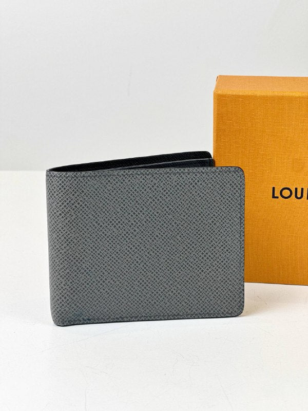 LOUIS VUITTON TAIGE LEATHER GREY BI-FOLD WALLET FULL SET