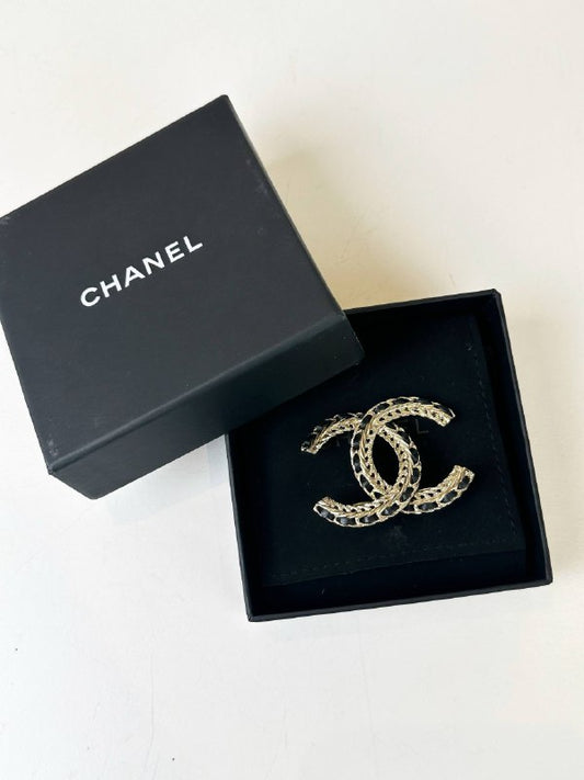 CHANEL CC CRYSTAL BROOCH GHW