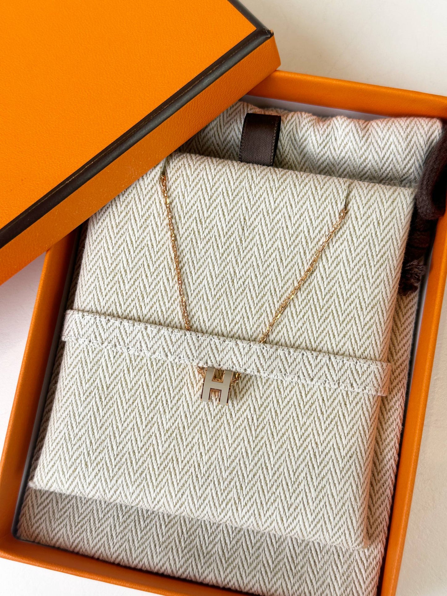 HERMES MINI H POP GREY NECKLACE ROSE GOLD