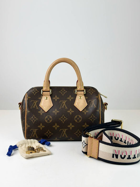 LOUIS VUITTON SPEEDY 20 MONOGRAM TOP HANDLE BAG WITH STRAP