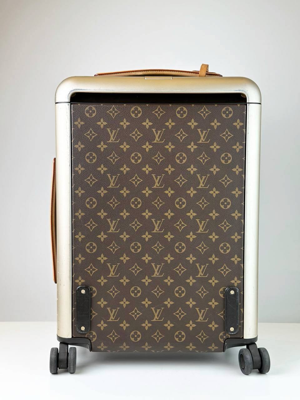 LOUIS VUITTON HORIZON 50 LUGGAGE