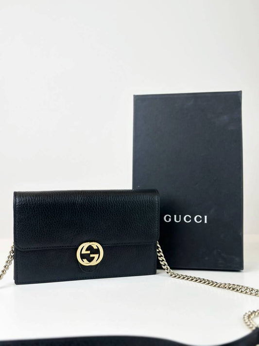 GUCCI GG INTERLOCKING BLACK WALLET ON CHAIN