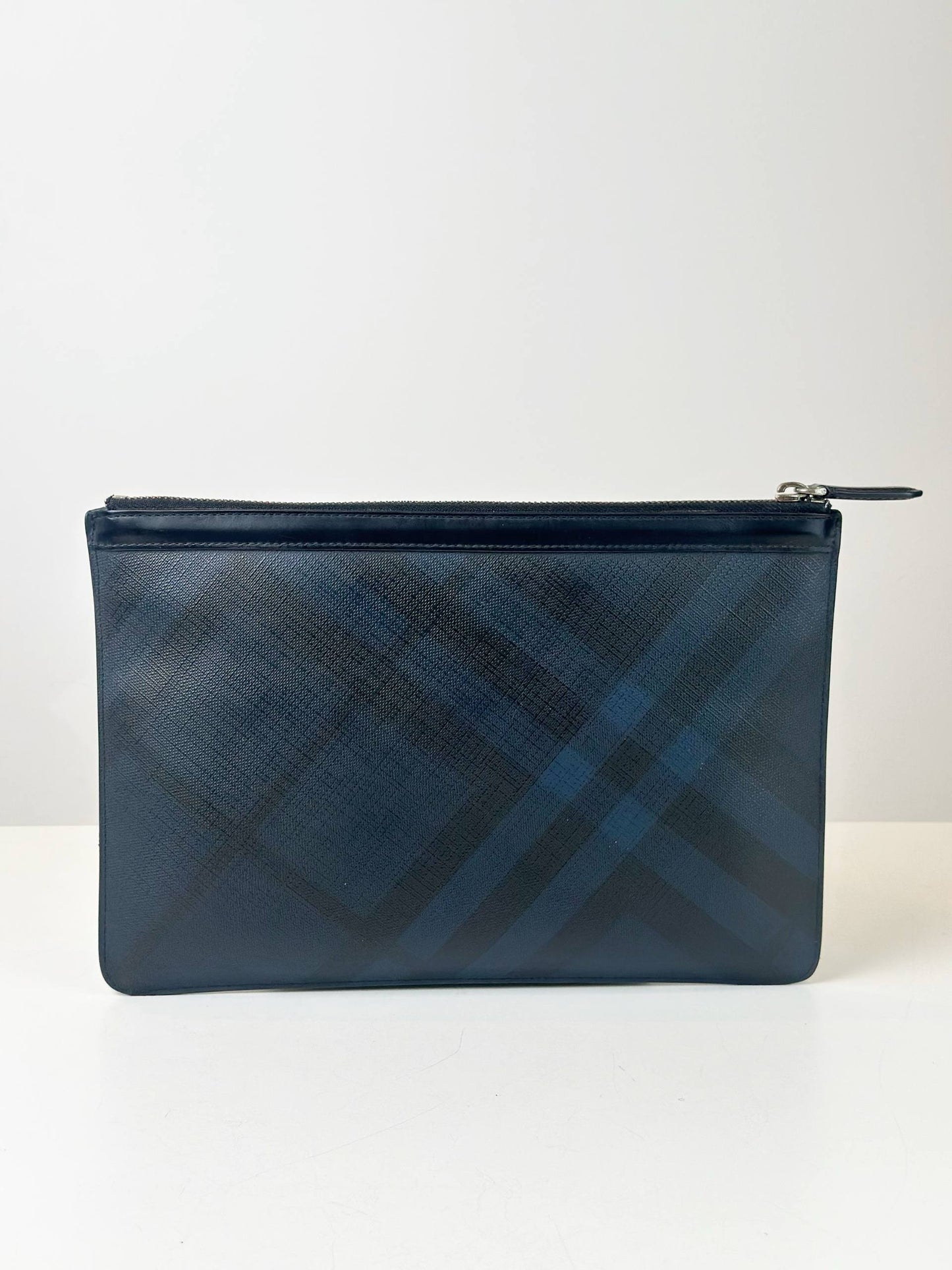 BURBERRY LONDON CHECK NAVY BLUE CLUTCH