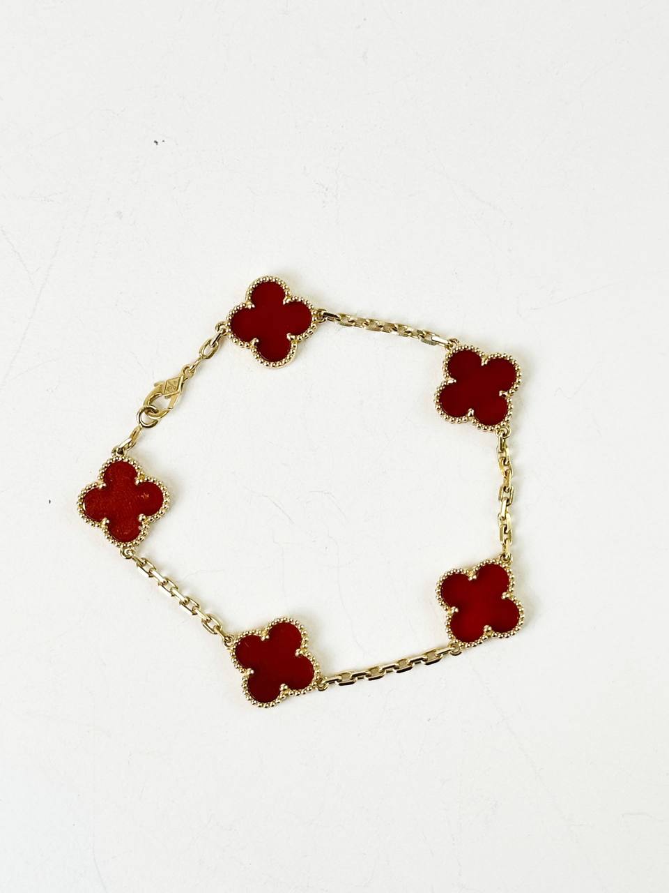 VCA VAN CLEEF & ARPELS VINTAGE ALHAMBRA CARNELIAN YELLOW GOLD BRACELET