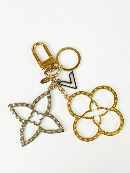 LOUIS VUITTON GOLD TONED TAPAGE CHARM KEYCHAIN
