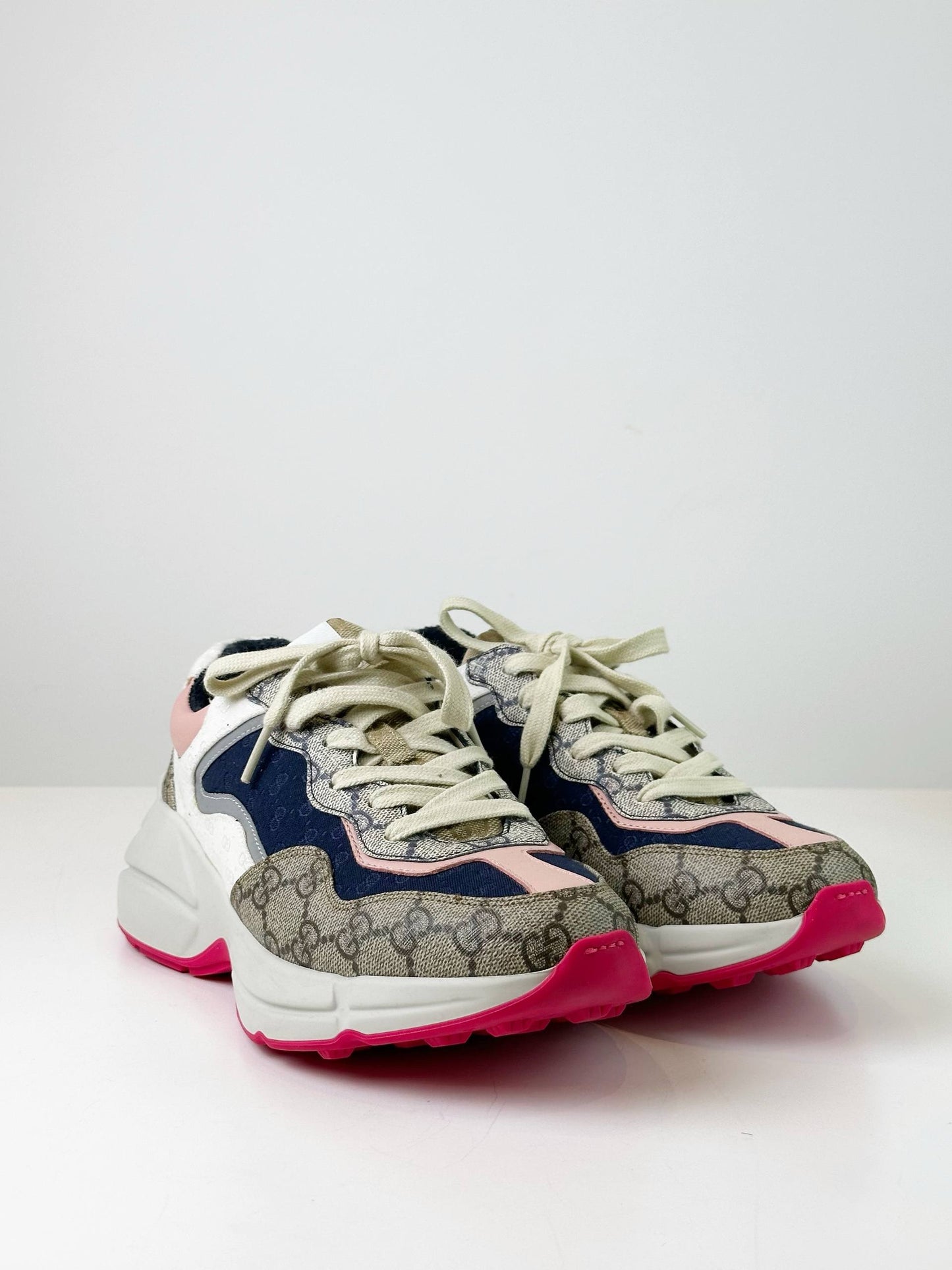 GUCCI GG SUPREME BLUE WHITE PINK RHYTON SNEAKERS