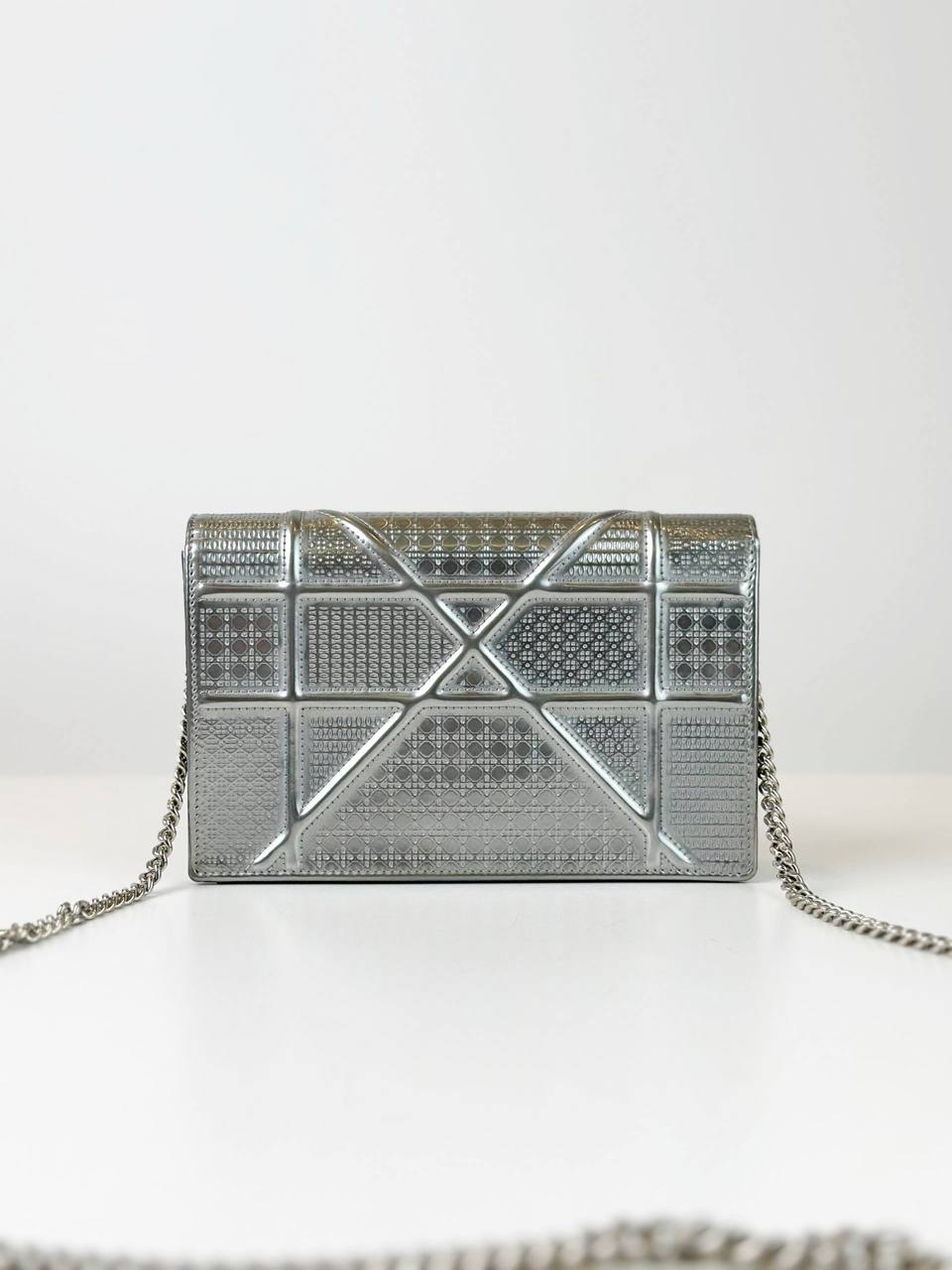 DIOR DIORAMA MICROCANNAGE METALLIC SILVER WALLET ON CHAIN