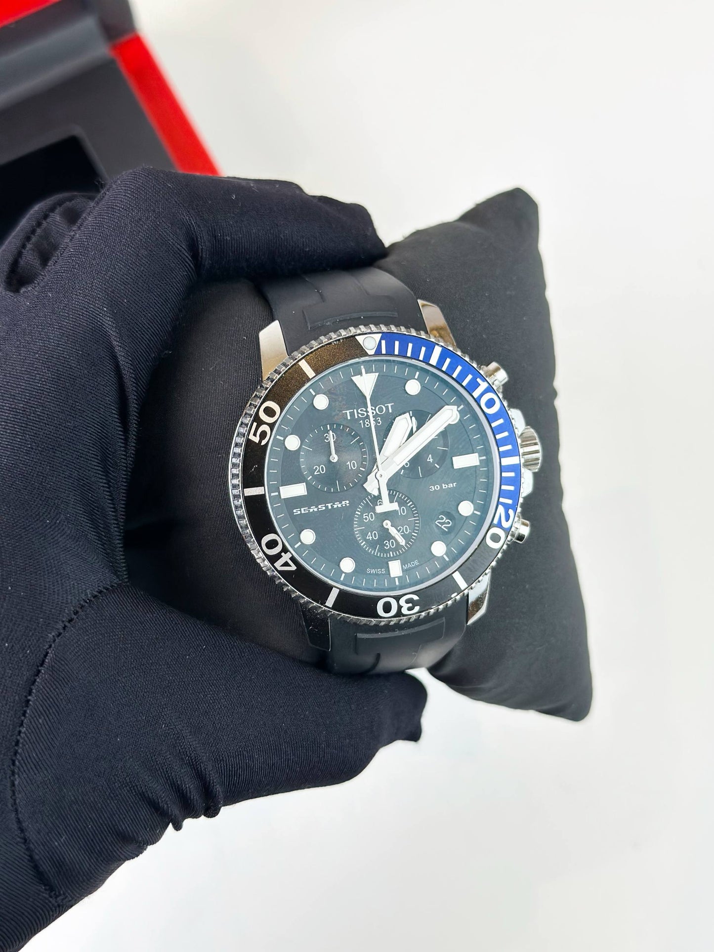 TISSOT SEASTAR 1000 CHRONOGRAPH BLACK DIAL QUARTZ WATCH