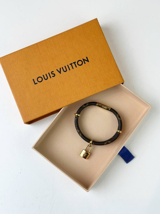 LOUIS VUITTON KEEP IT TWICE MONOGRAM BRACELET GHW
